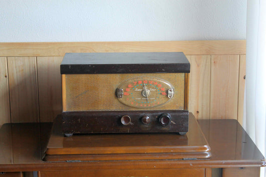 レトロラジオ　真空管ラジオ「スーパースター S-502」　ジャンク品