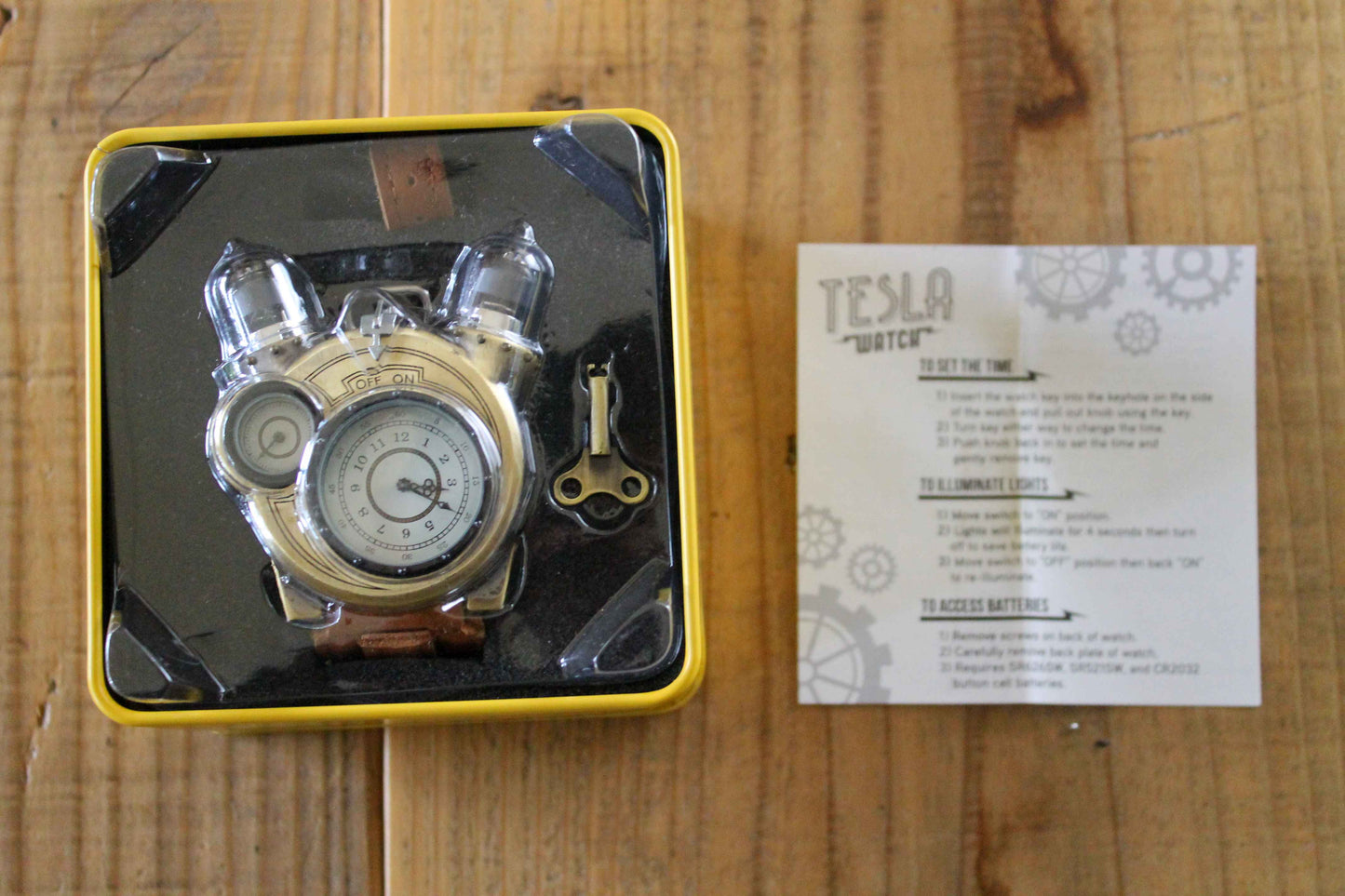 テスラウォッチ(Tesla Watch)　ThinkGeek　スチームパンク腕時計　付属品完備