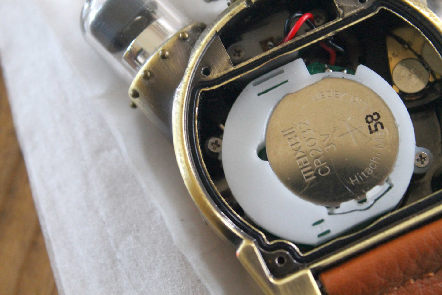 テスラウォッチ(Tesla Watch)　ThinkGeek　スチームパンク腕時計　付属品完備