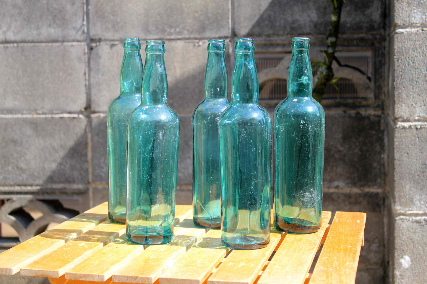 レトロガラス空瓶　青緑色　ビール大瓶サイズ　【1個販売】